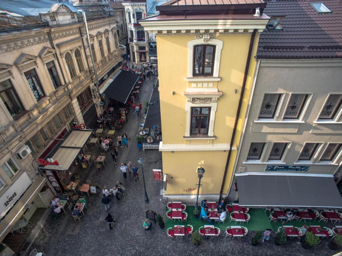 Color Apartments Old Town Center Бухарест Экстерьер фото